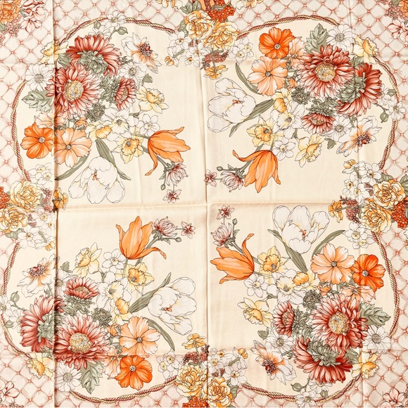 NWOT 100% Silk Floral Square Scarf - Picture 3 of 11